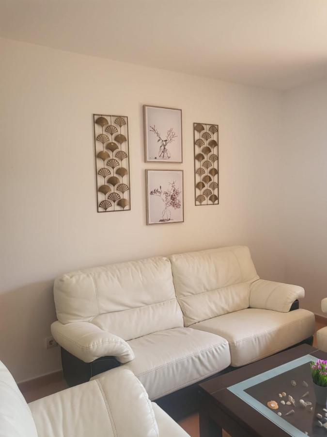 Bajo Con Jardin Propio En Valle Del Este Golf!! 维拉 外观 照片